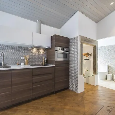 Lovelystay - Vintage In Rosa Street Apartament *