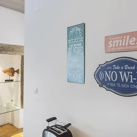 Lovelystay - Vintage In Rosa Street Lisbon