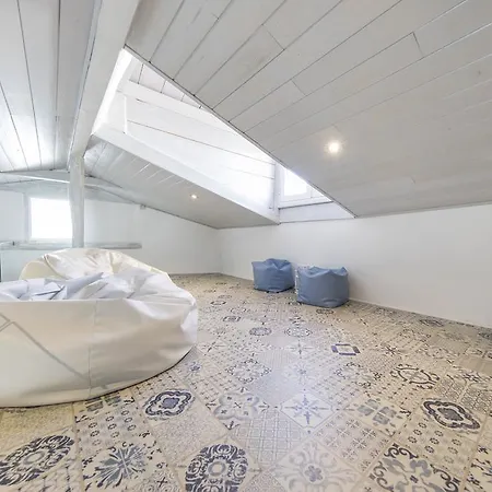 Apartment Lovelystay - Vintage In Rosa Street Lisbon